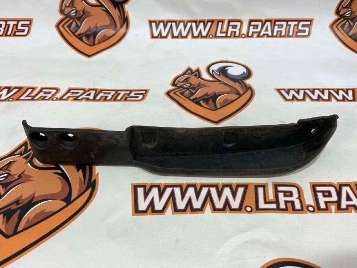 LR111538 Дефлектор переднього бампера правий Range Rover Velar L560 (2018-) Б/у